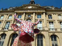 /album/galerie-photos/f%c3%aate-du-vin-bx-cow-parade-2010-jpg/